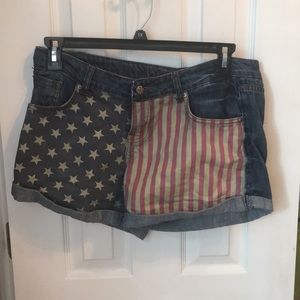 Rue 21 American Flag shorts size 11/12